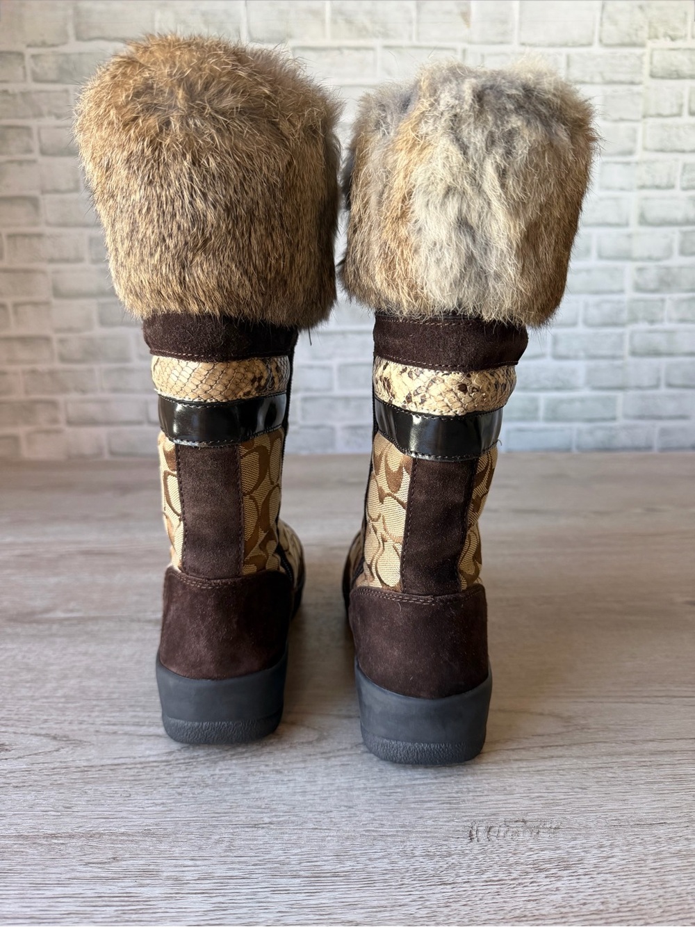 Coach Lorna Rabbit Fur Lined Winter Boots Signature Brown Size 7M - Picture 10 of 17